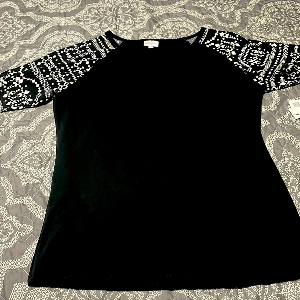 Lularoe Gigi top